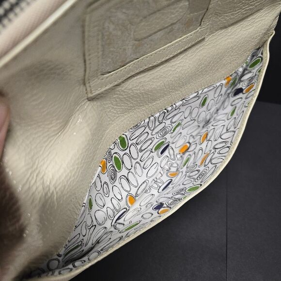 HOBO International Effe Clutch In Ivory Cream Patent Leather - Picture 5 of 8